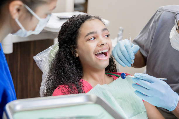 Best Emergency Tooth Extraction in Girard, IL