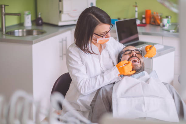 Best Cosmetic Emergency Dentistry in Girard, IL